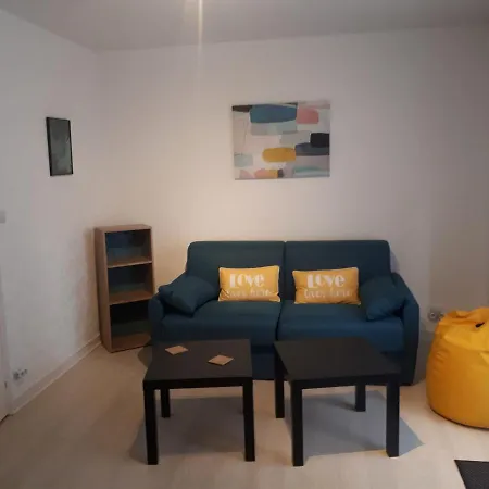 Edouard Grimaux Apartment *