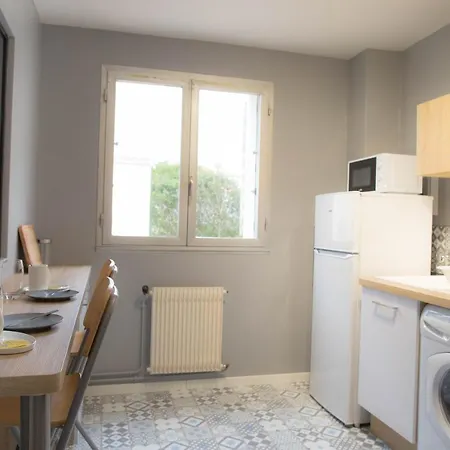 Daire Edouard Grimaux Puvatya